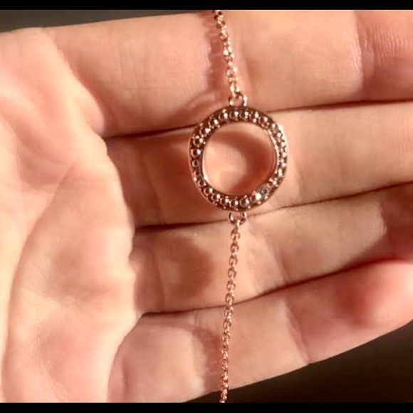 ⛔️FINAL CUT⛔️ADORE by SWAROVSKI ROSE GOLD COLOR BRACELET! NIB - Picture 4 of 10